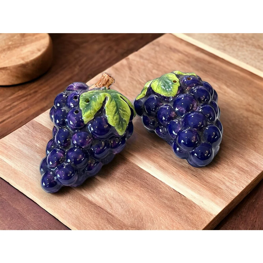V Vintage Grape Salt and Pepper Shaker Grapevine Home Decor Idea Collectible
